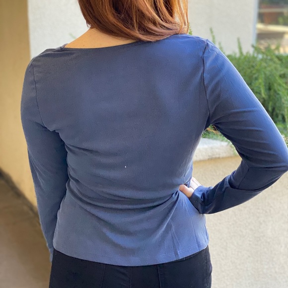 ribbed v neck peplum top - Picture 2 of 3